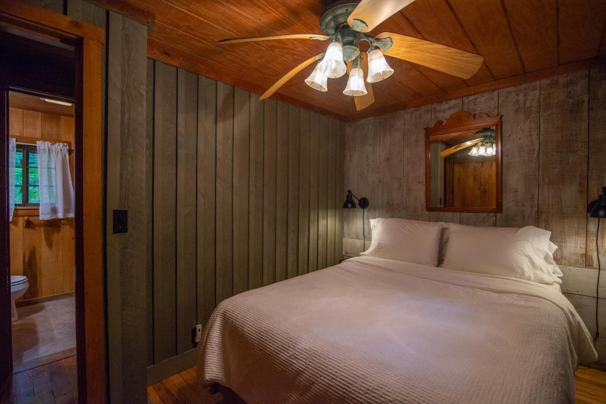 Moore House Inn & Cabins Marlinton Rum bild