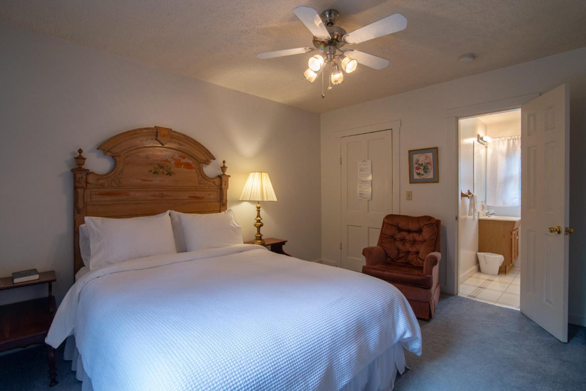 Moore House Inn & Cabins Marlinton Rum bild