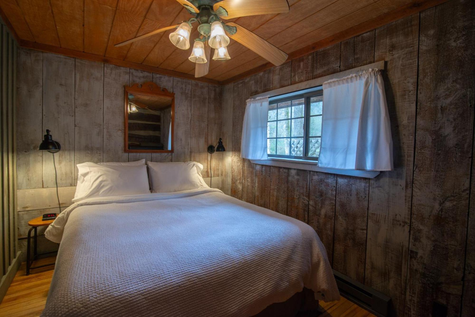 Moore House Inn & Cabins Marlinton Rum bild
